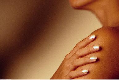 赛博朋克风《尼瓦利斯》延期至2025年 505 Games发行